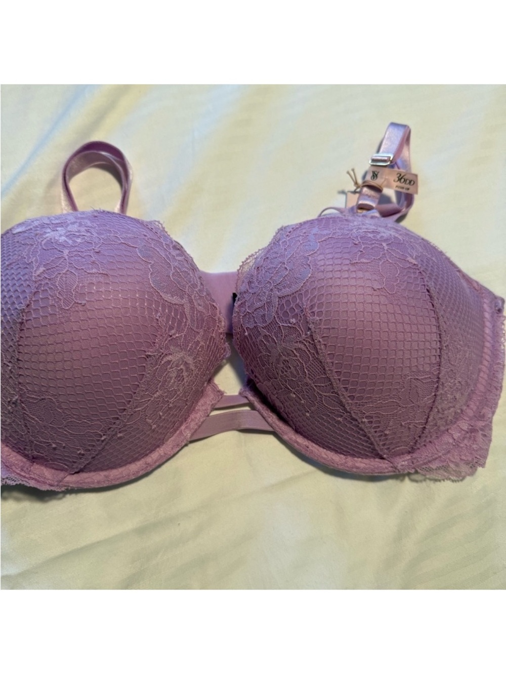 Victoria's Secret Lavender Lace Push-Up Bra
